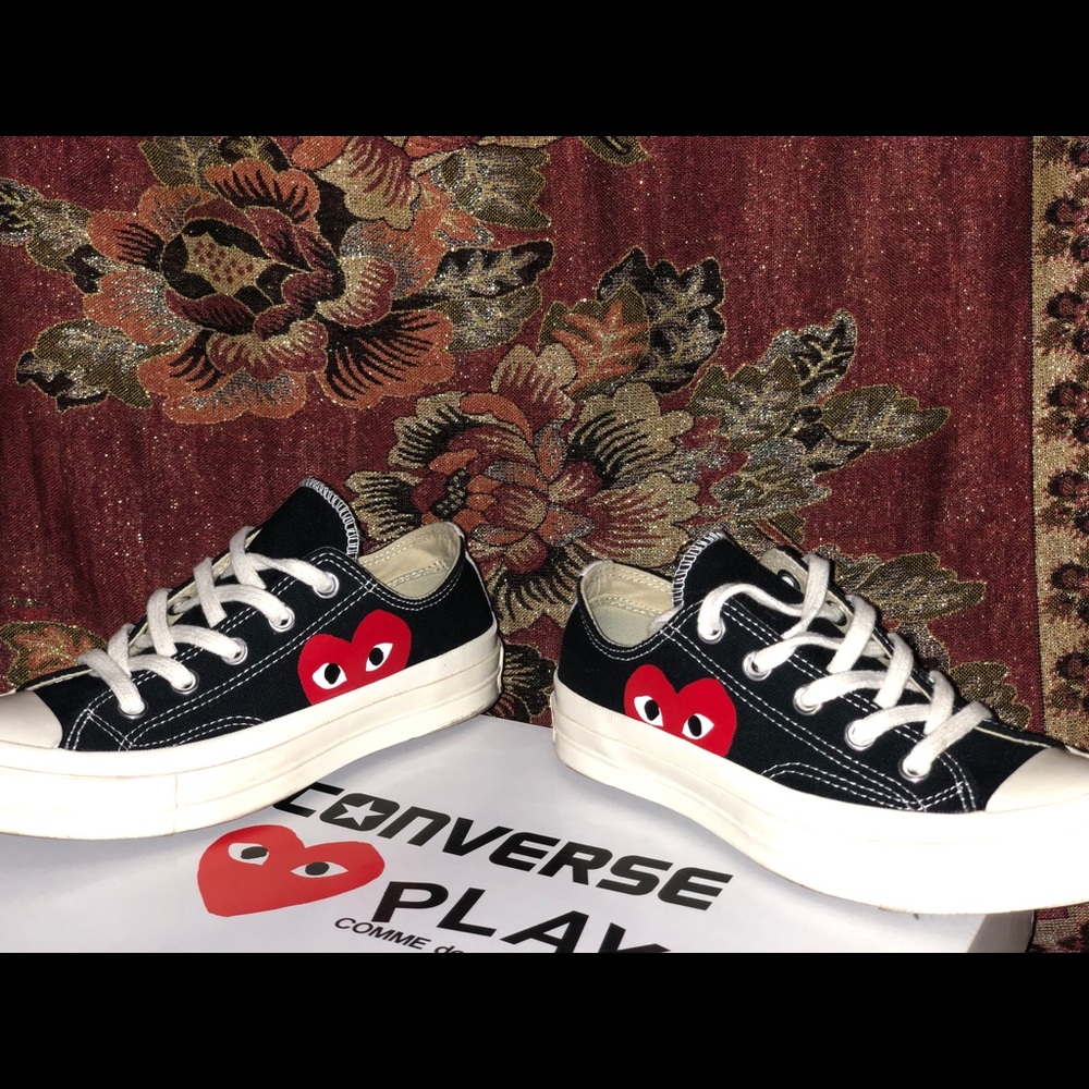 Converse x comme des garcons . ♥️